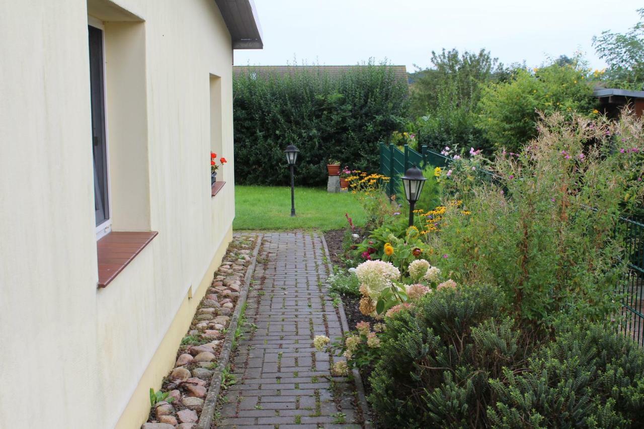 Bungalow Gross Dratow Exterior foto